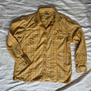 Duluth Trading Co yellow flannel shirt, size L, yellow, 100% cotton, button-down